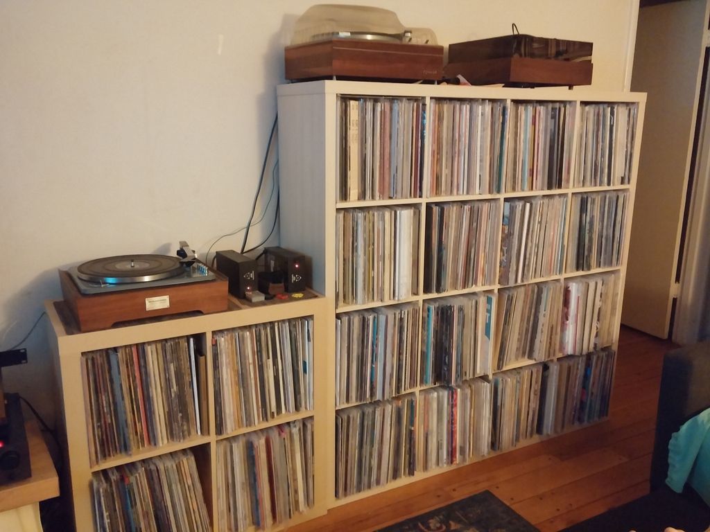 Ikea Expedit discontinued. Has anyone has tried the new Kallax as LP