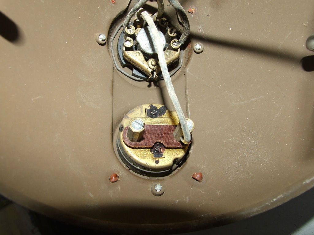  photo lamp_zpskmirxqhy.jpg