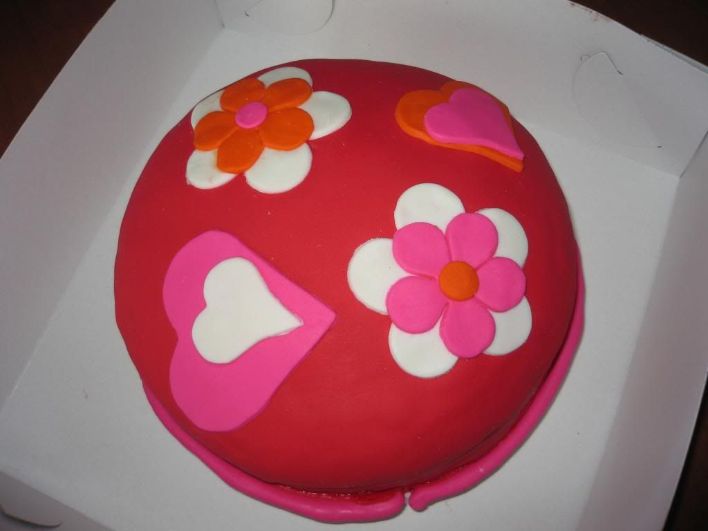 http://i1341.photobucket.com/albums/o756/Piesofkeek/Taarten%20%20en%20cupcakes/0252_zps5c049a27.jpg