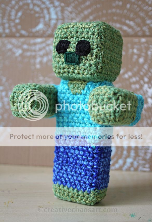 http://creativechaosart.blogspot.co.uk/2017/01/minecraft-crochet-zombie-free-pattern.html