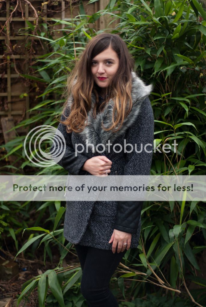 coat. grey, fashion. blog, blogger, uk, lifestyle, new look, faux fur,